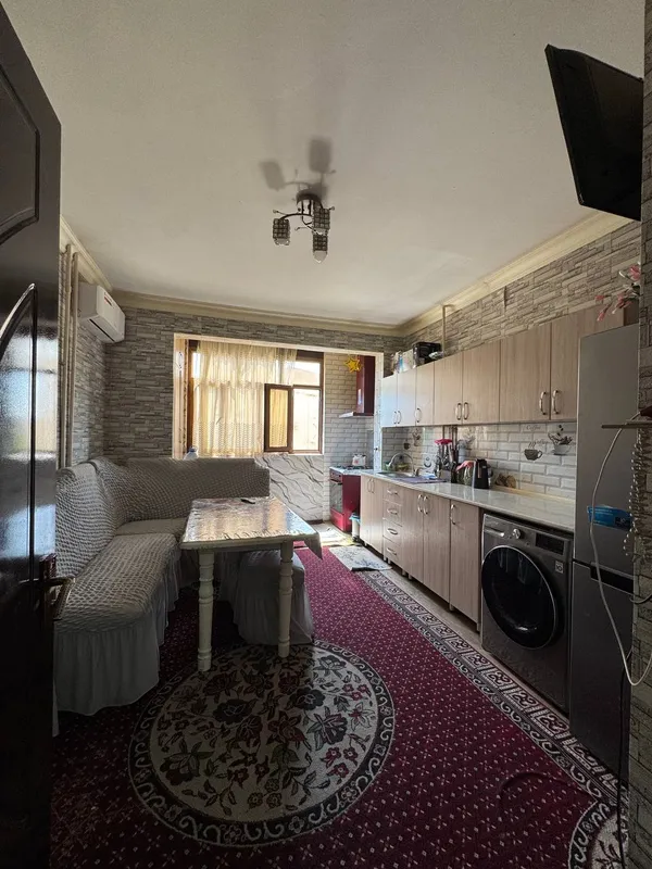 Продаётся 4-комнатная квартира, 100 м², Шайхантахурский район 5