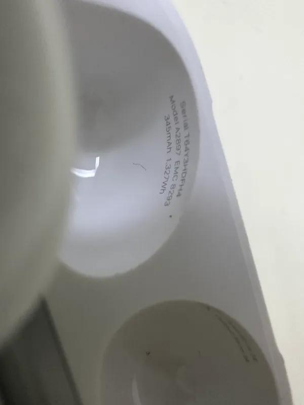 Продаются Apple AirPods 4