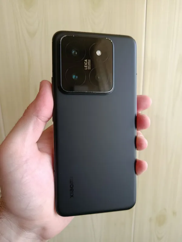Xiaomi 14 Pro Black 16/512 Holat yahshi Full Komplekt China versia — фото 1
