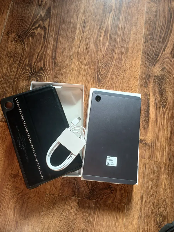 Galaxy Tab 11 2 Galaxy Tab 11 2