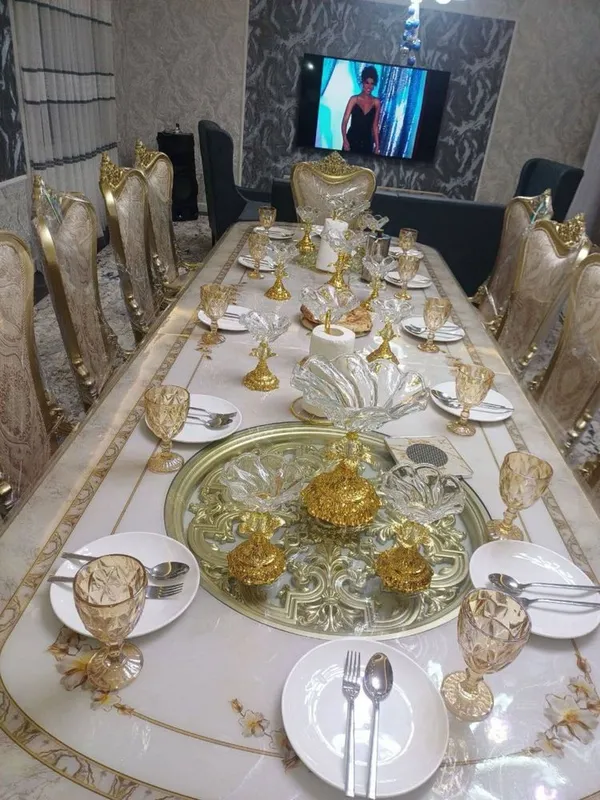 Готовый бизнес дача, 3 этажа, для 20-25 человек, В Бостанлыкском район