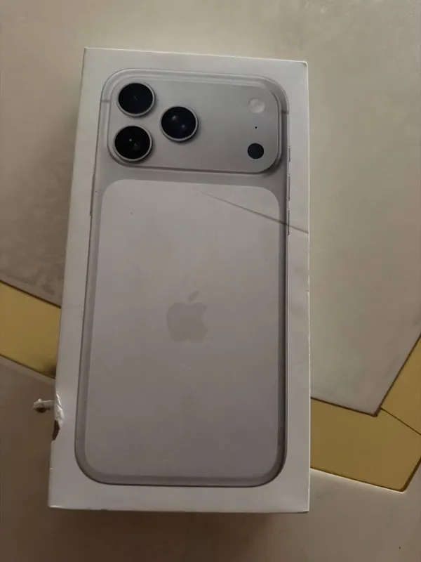 Iphone 17 pro max 2