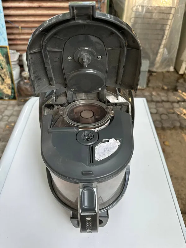 Пылесос LG ideal 2000w — фото 1