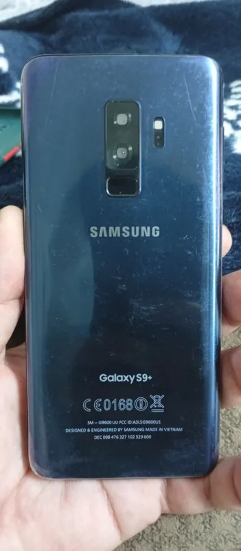 Самсунг S9