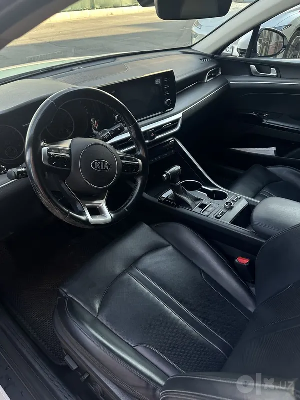 Kia K5 oq rangli 2021 4 Kia K5 oq rangli 2021 4