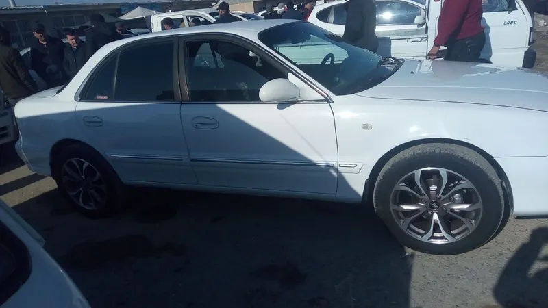 Hyundai sonata 1998 yil 3