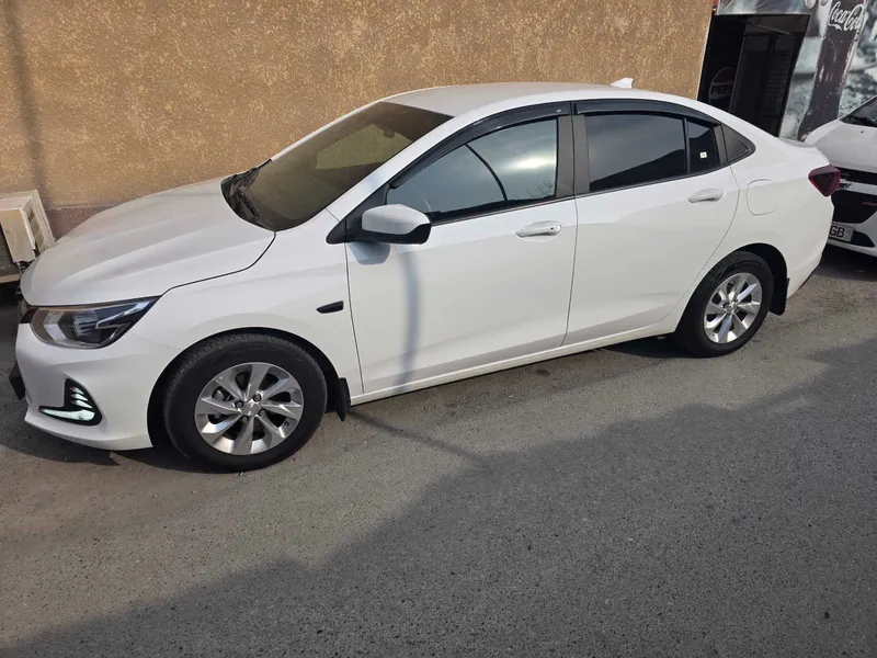 Chevrolet Onix 4+ 2025 2
