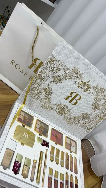 Roseberry mukammal kosmetika nabori