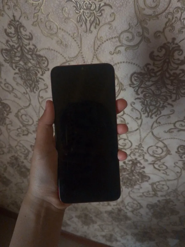 Realmi C3