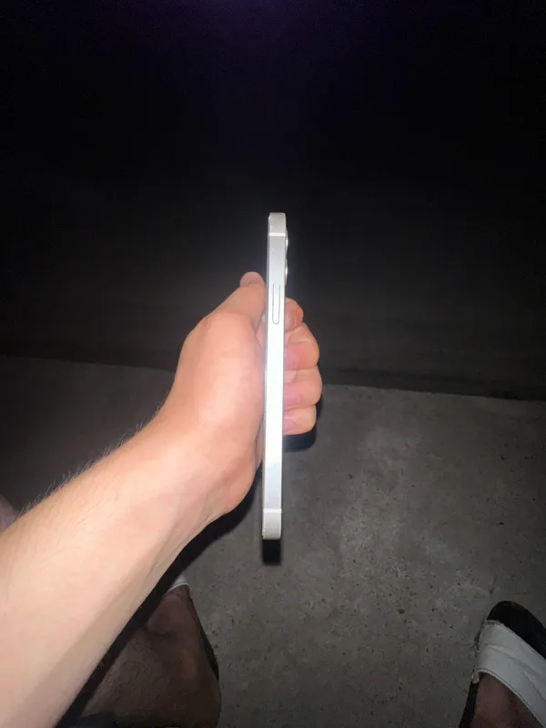 iPhone 12 1