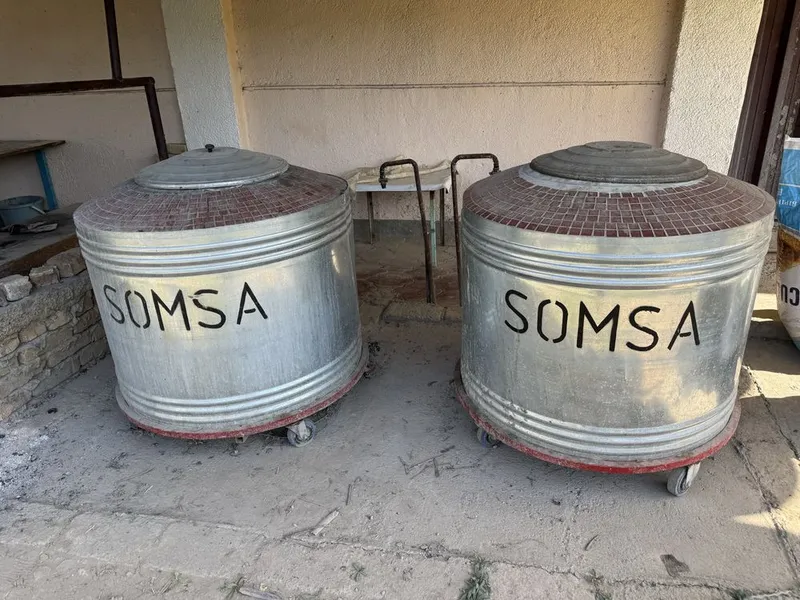 Somsa tandir sotiladi Somsa tandir sotiladi