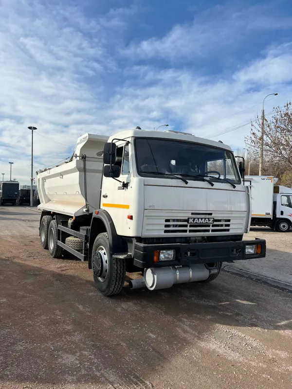 Автосамосвал КАМАЗ 20 т