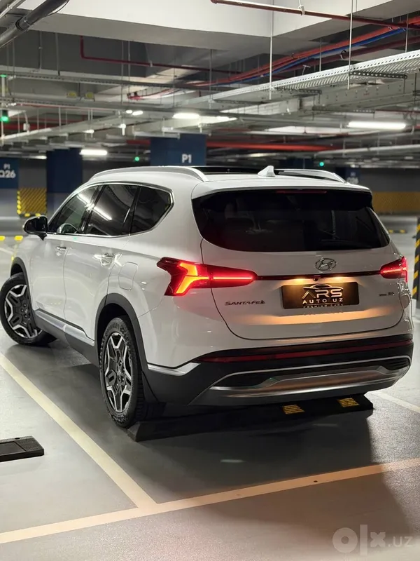 Shoshilinch! Hyundai Santa Fe High-Tech 3.5 l, 7 o‘rinli AWD, 2022-yil, zavod bo‘yog‘i 2 Shoshilinch! Hyundai Santa Fe High-Tech 3.5 l, 7 o‘rinli AWD, 2022-yil, zavod bo‘yog‘i 2