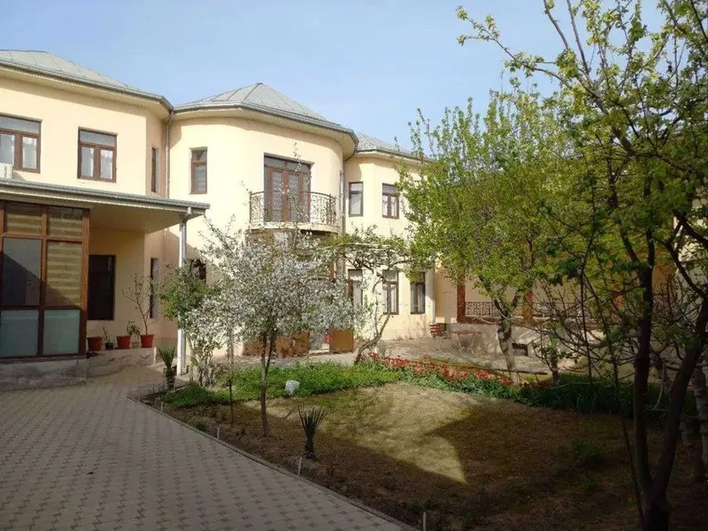Sotiladi Участок Дом 5,8 соток Мирабад махаля Файзабад Фасад 20м