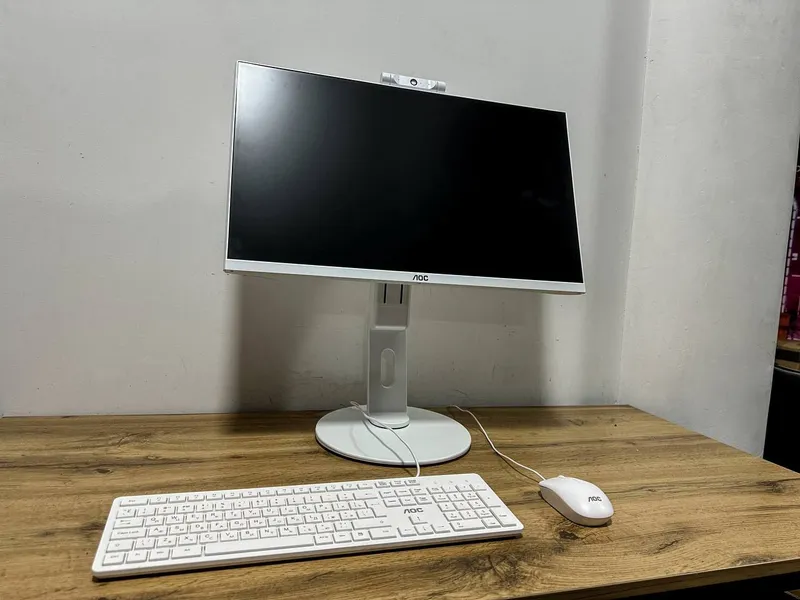LOC! 11-AVLOD I5 MONOBLOK 24" 24" LOC! 11-AVLOD I5 MONOBLOK 24" 24"