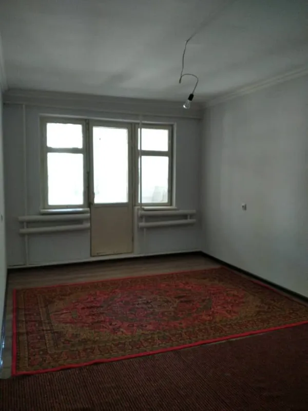 22 микрорайонда васток магазиннин артинда 1 этажда квартира сатылады — фото 3