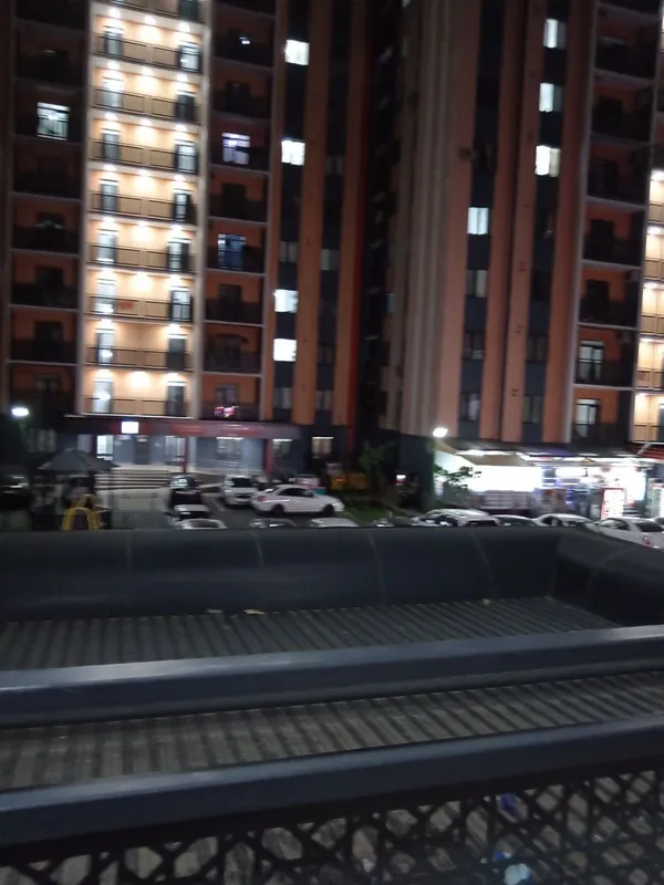 Sergeli tumani Xonobod residenceda uy sotiladi