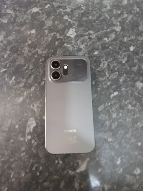 продам телефон Honor 600 3 продам телефон Honor 600 3