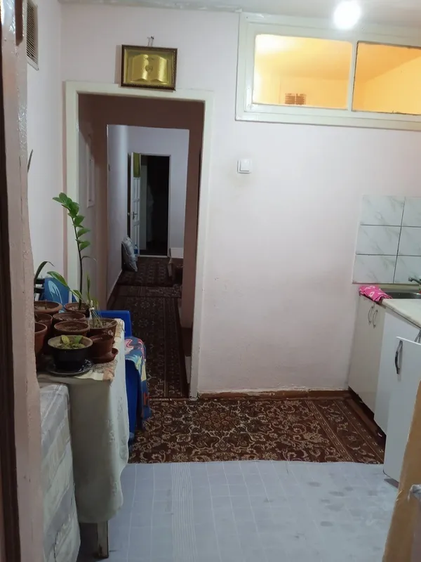 Shoshilinch kvartira sotiladi 1 Shoshilinch kvartira sotiladi 1