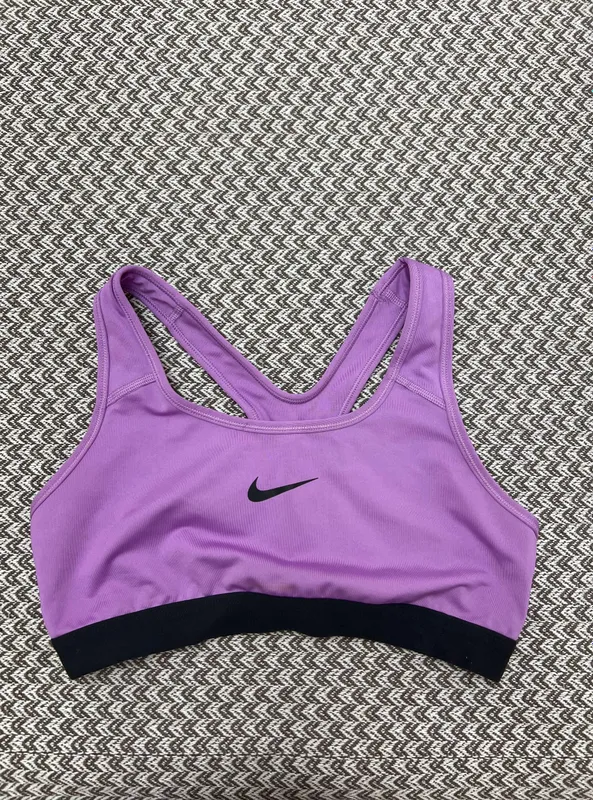 Nike top Nike top