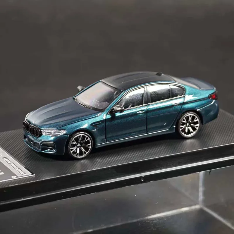 BMW M5 F90 / 1:64 / Коллекционная машинка /Подарок — фото 3
