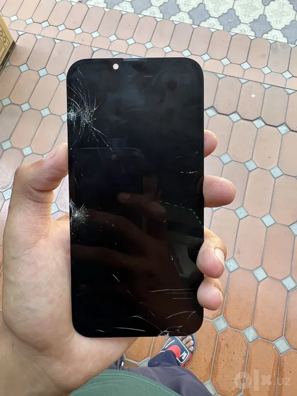 iphone 13 pro ekran sotiladi iphone 13 pro ekran sotiladi