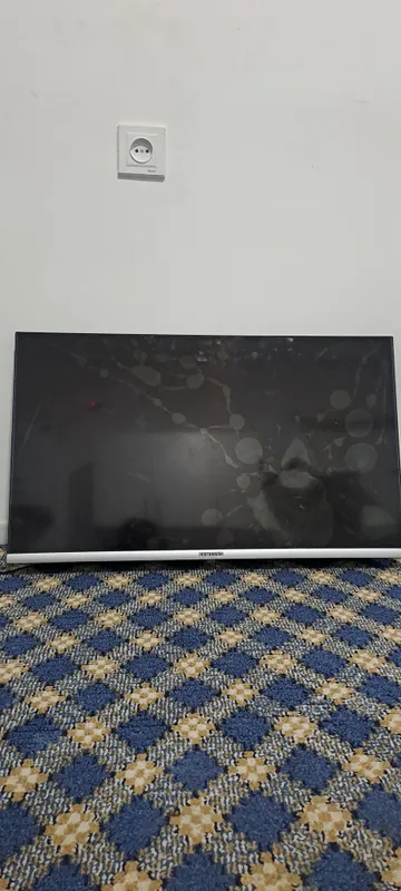 Srochni Samsung 32 tali televizor sotiladi. smart emas 1 Srochni Samsung 32 tali televizor sotiladi. smart emas 1