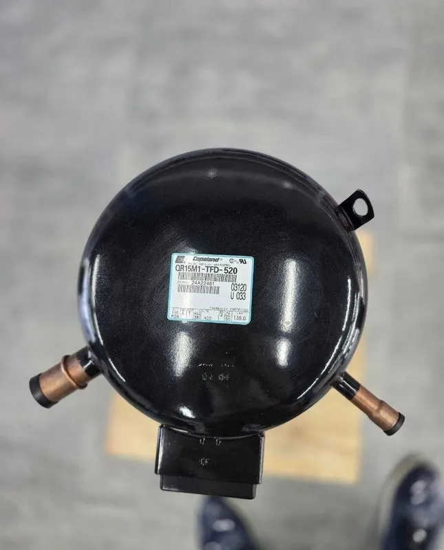 Copeland QR15M1-TFD-520 kompressori 2 Copeland QR15M1-TFD-520 kompressori 2