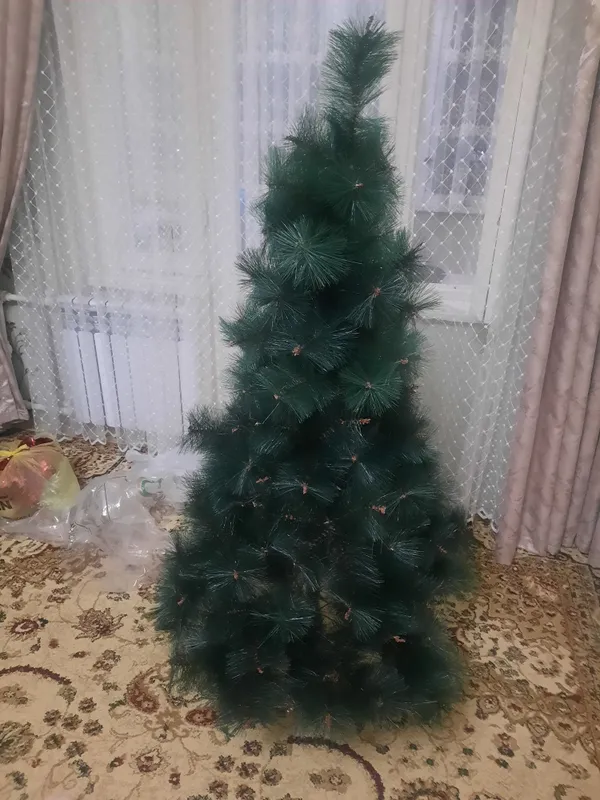 Продаётся ёлка пышная