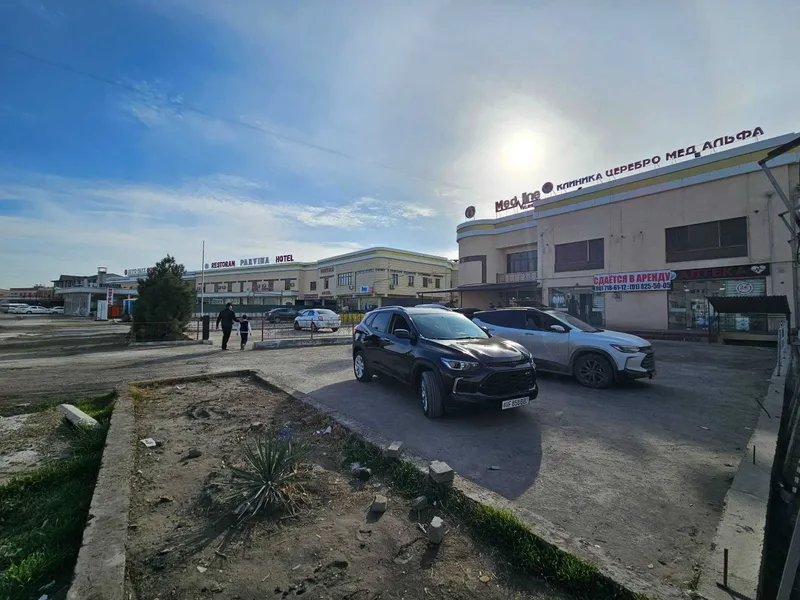 3 qavatli bino podvali bilan birga ijaraga beriladi. #a393