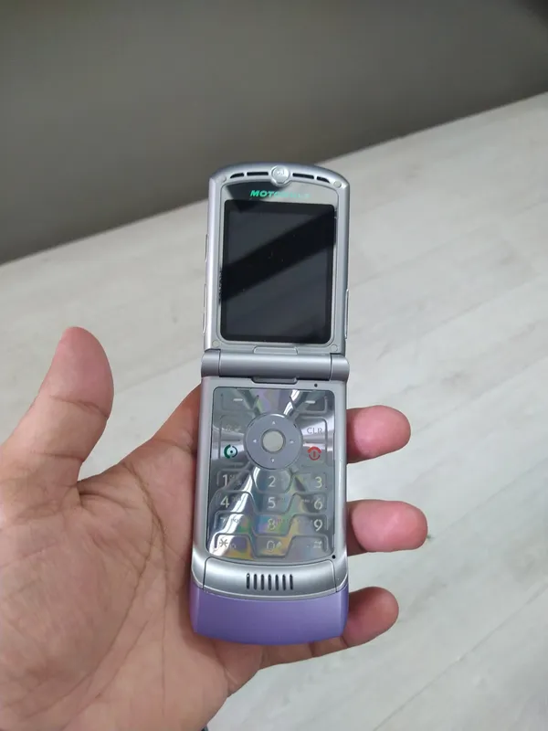 Мобильный телефон Motorola RAZR V3 Perfectum — фото 4