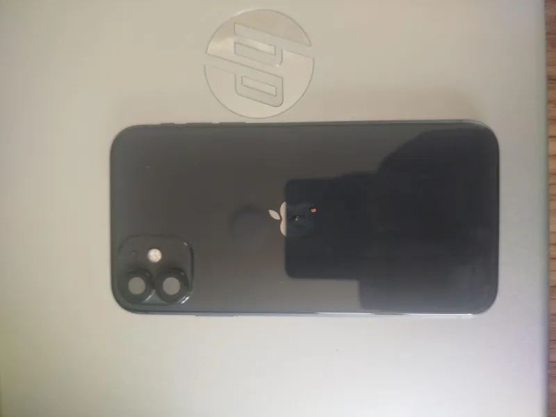 iPhone 11Sotiladi   128  100% Fes id turuton bor — фото 1