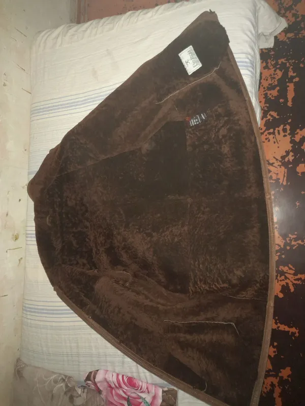 Продаёться дублёнка made in ARGENTINA. 5 Продаёться дублёнка made in ARGENTINA. 5