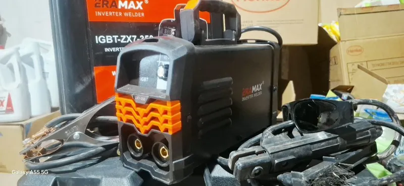 Svarka apparat 220v