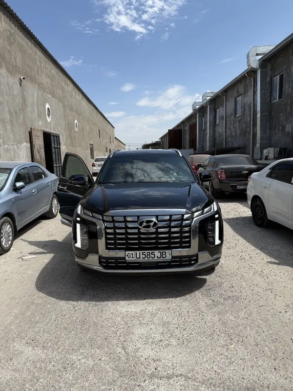Продам свою машину Хундай Палисад 2025 год