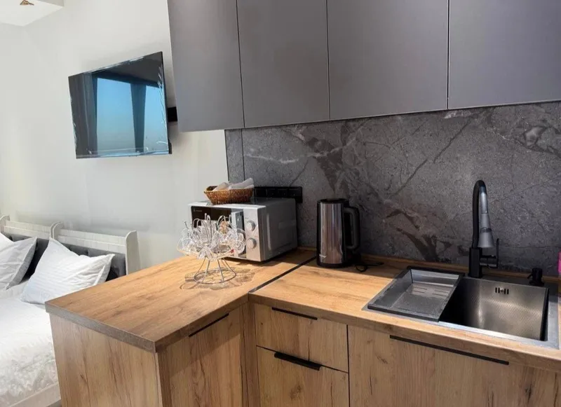 Ijaraga. Modera Towers
Xonalar 1 (Studiya) 8