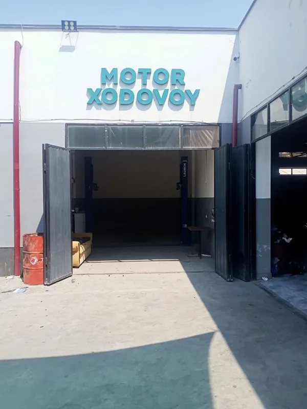 Автосервис. Аренда 4 бокса по 40 и 120 кв.м.