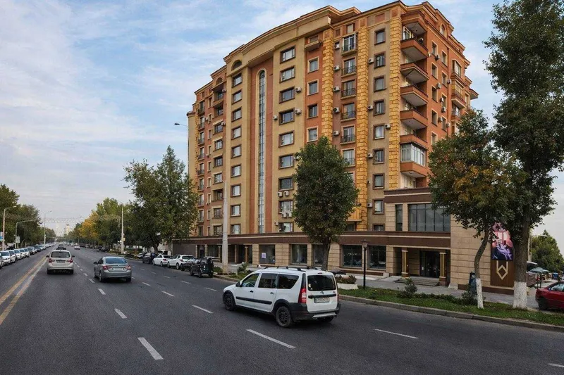 Продаётся офисное помещение в Яккасарайском районе