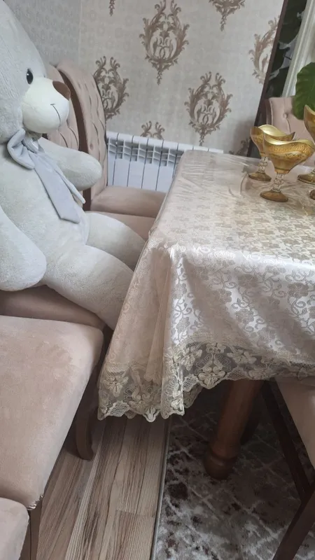 Продаются стол и стул 2 Продаются стол и стул 2