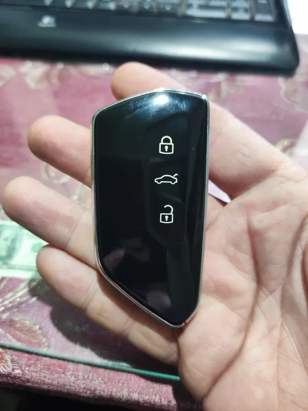Пульт, ключ от Volkswagen id