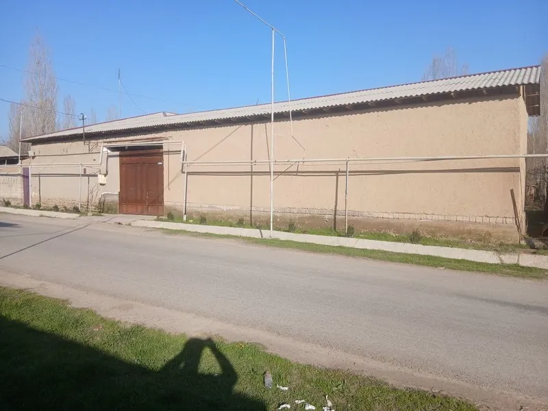 Uyi sotiladi Parkent tumani Boston mfi da
