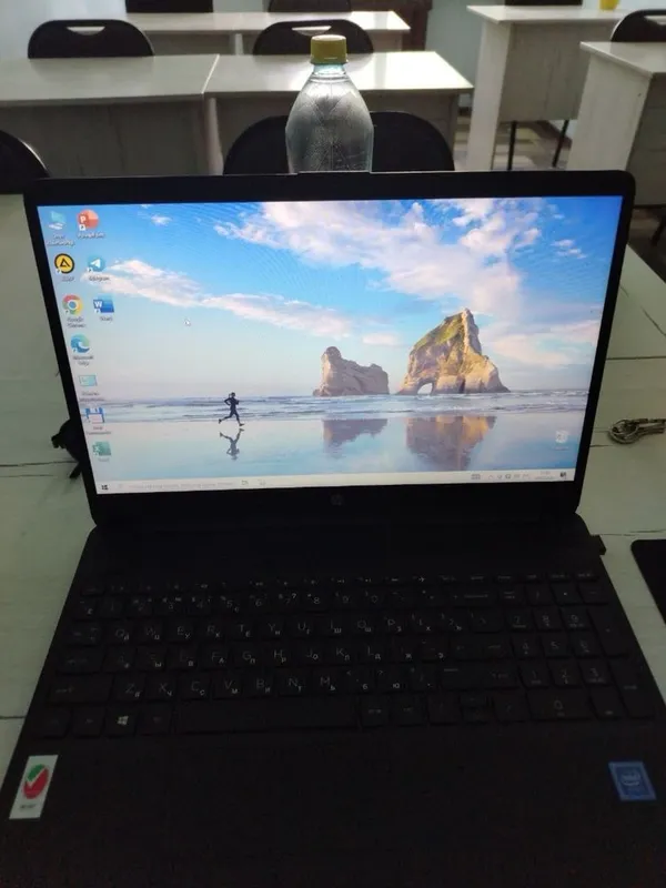 Hp athlon noutbuki sotiladi deyarli yangi holatda 2 Hp athlon noutbuki sotiladi deyarli yangi holatda 2