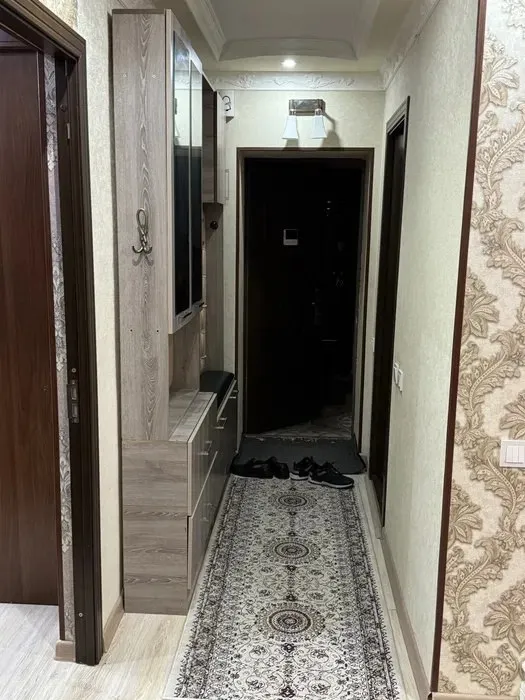 Toshkent, Chilonzor-5da 4 xonali kvartira ijaraga beriladi, mo‘ljal: Novza metro 7