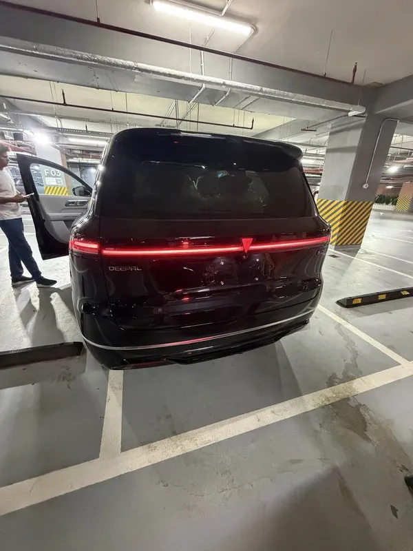 Продам Deepal Ultra Plus 4AWD 2026 . Белый салон 5