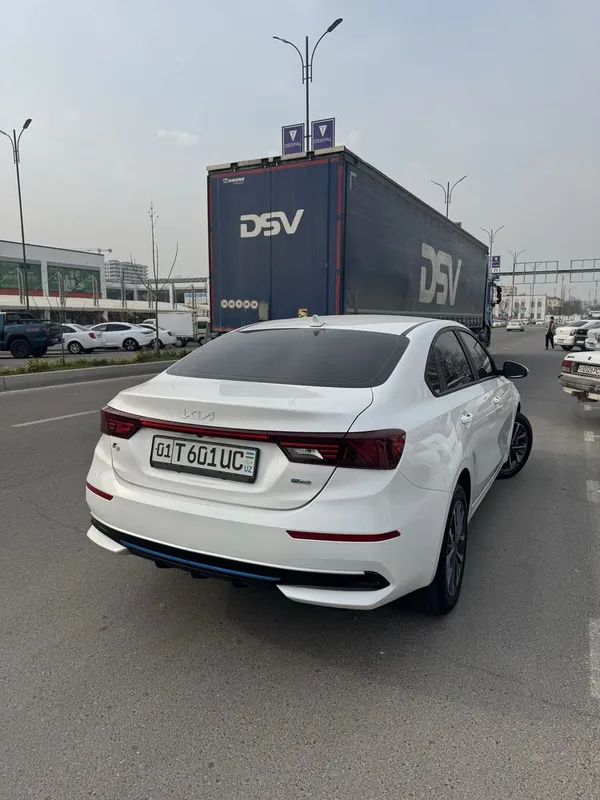 Kia k3 ev2021 года электро — фото 1