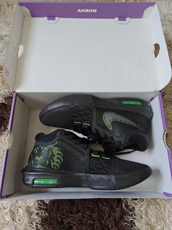 Nike lebron мужские кроссовки новые из США 1