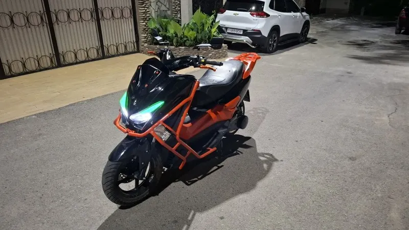 N max 150³ скутер 6