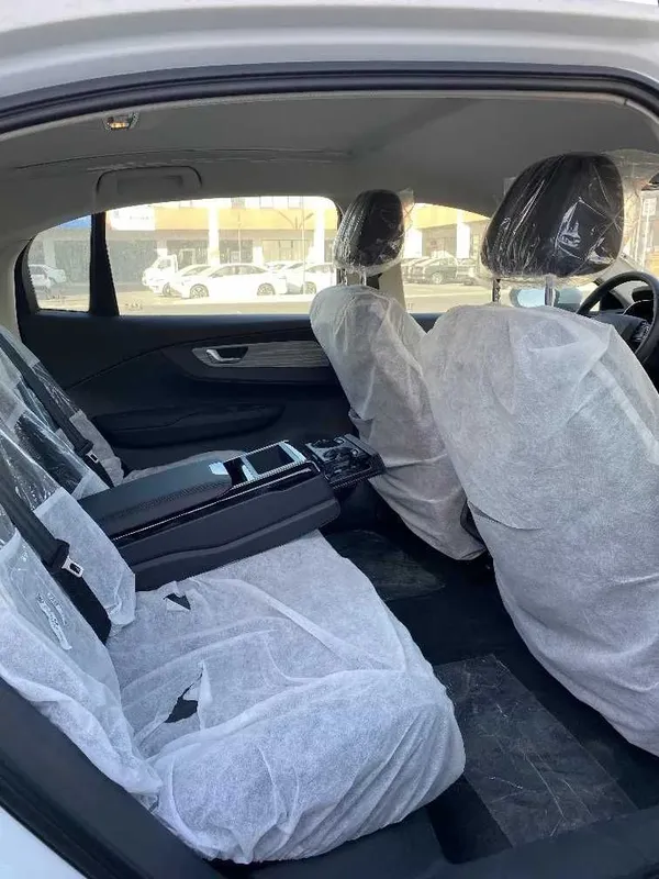 HONGQI E-QM5 500km naxt va xalol nasiya — фото 2
