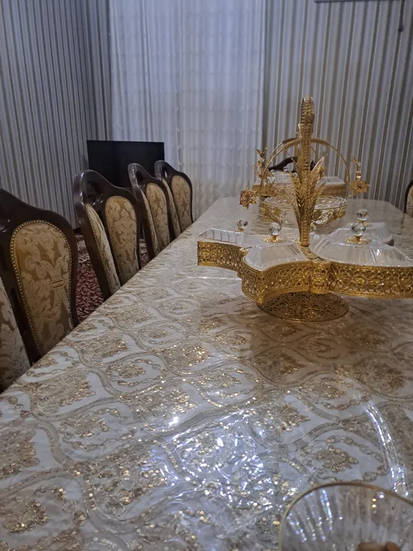 стол со стульями