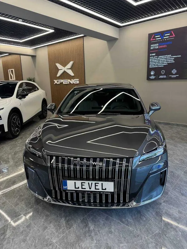 Roewe m7 hybrid 15 yil garantiya 1 Roewe m7 hybrid 15 yil garantiya 1